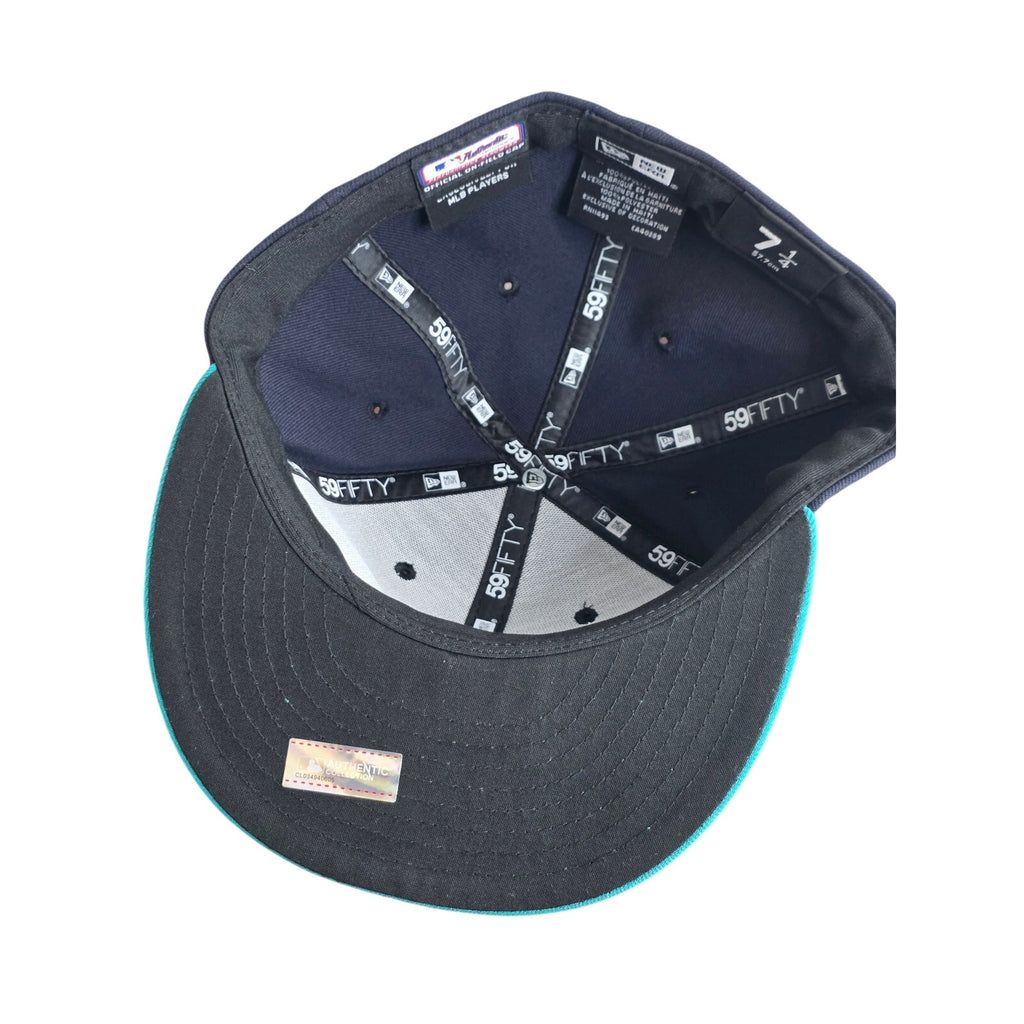 Authentic MLB Collection 2015 World Series Seattle Mariners Fitted Cap 7 3/8 - Serial Verified
